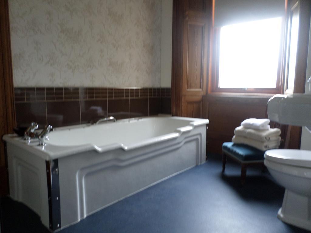 Camfield House Bed & Breakfast Терсо Стая снимка