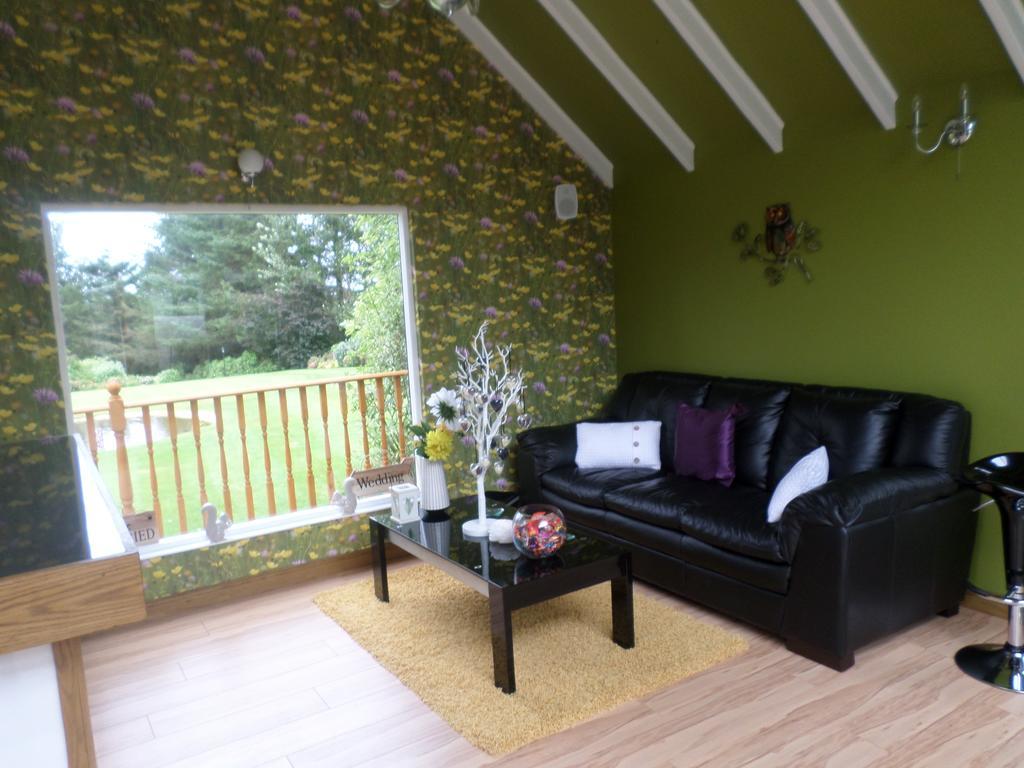 Camfield House Bed & Breakfast Терсо Екстериор снимка